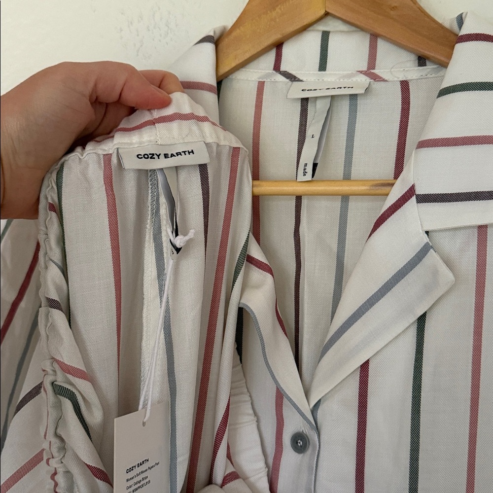 Cozy Earth Soft Woven Pajama Set Cottage Stripe Women's Size Large - Picture 7 of 7